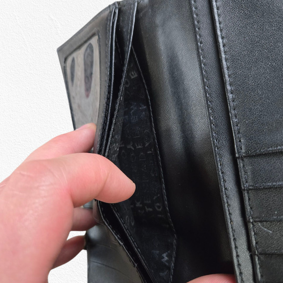 Kate Spade Wellesley Stacy Black Pebbled Leather Wallet Bifold Snap Closure - Picture 11 of 11